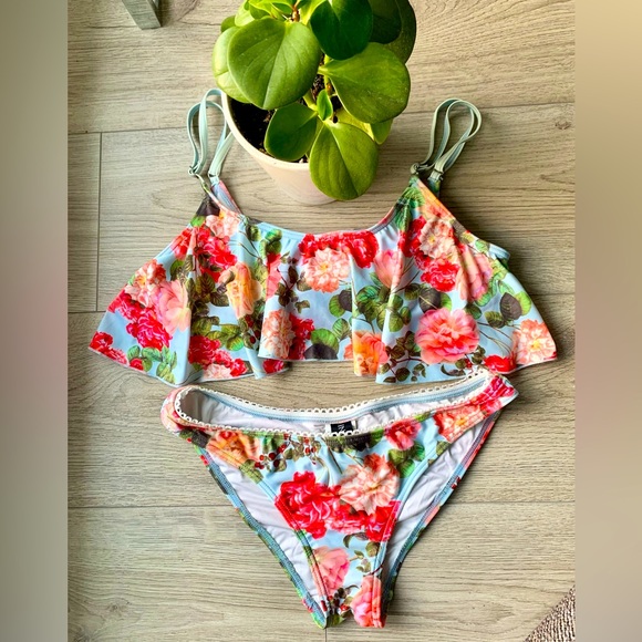 🏖 Mink Pink bikini. Size S - Picture 2 of 4